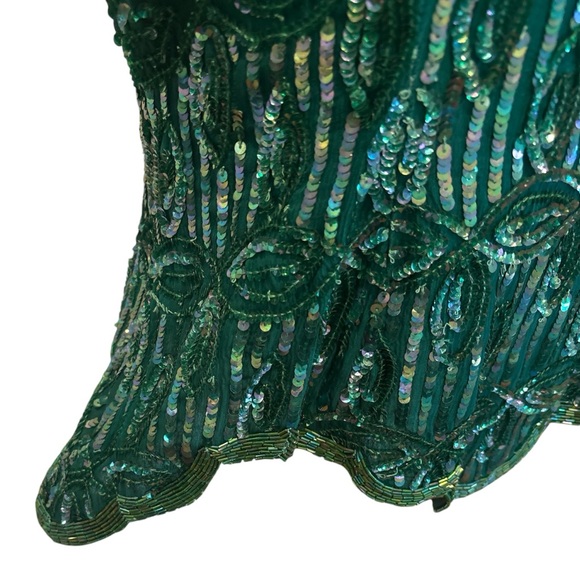 90s FRANK USHER GREEN SEQUIN & BEADED LONG SLEEVE COLLARLESS TOP W SCALLOPED HEM - Picture 9 of 11